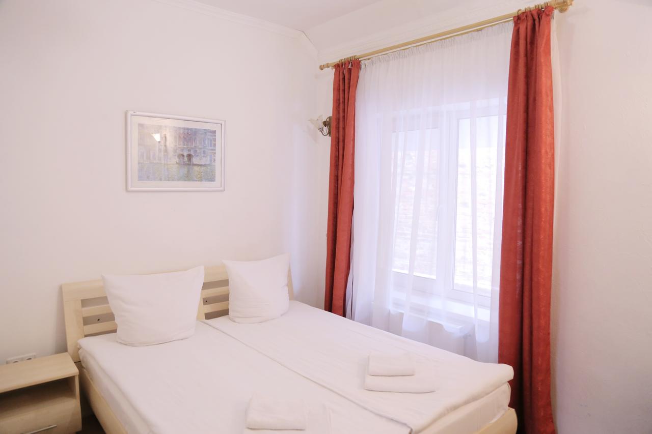 Gracia Hotel แบรฮอฟ ภายนอก รูปภาพ